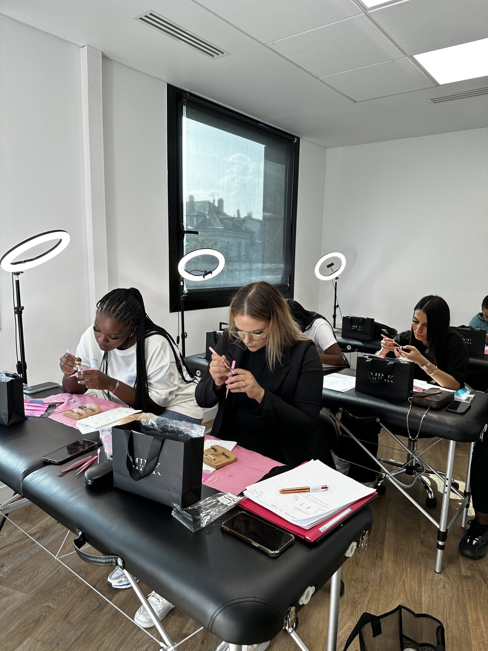 Formule 2 Mink Paris Academy